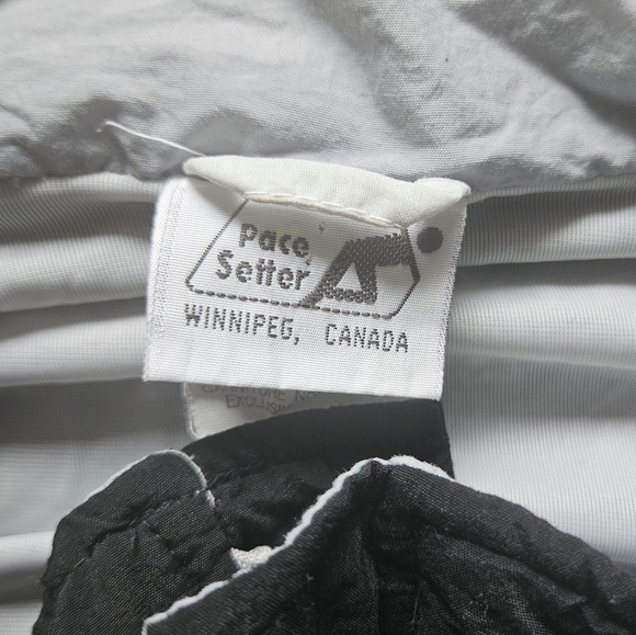 Vintage 90s LA Kings Pace Setter zip-up jacket. Great condition. Mens xl - Picture 5 of 12